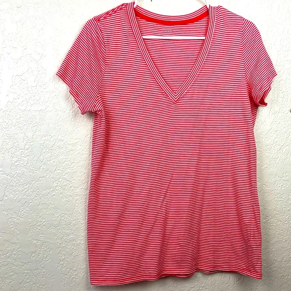 Gap v neck striped tee red and white - Picture 2 of 7
